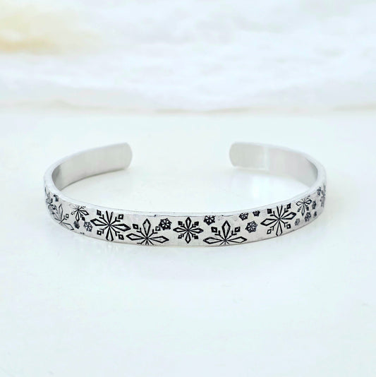 Snowflake winter bracelet