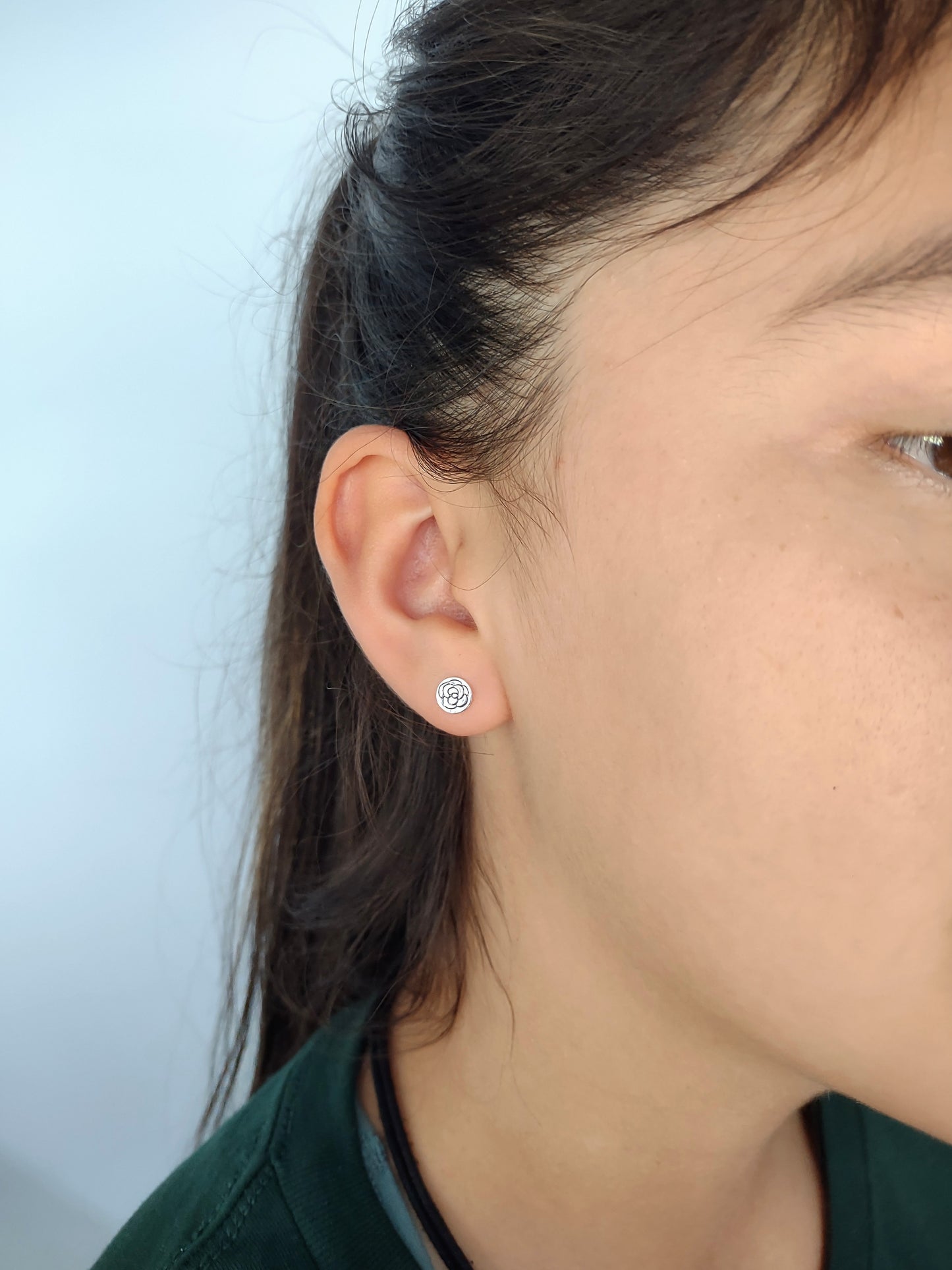 Doodle flower studs